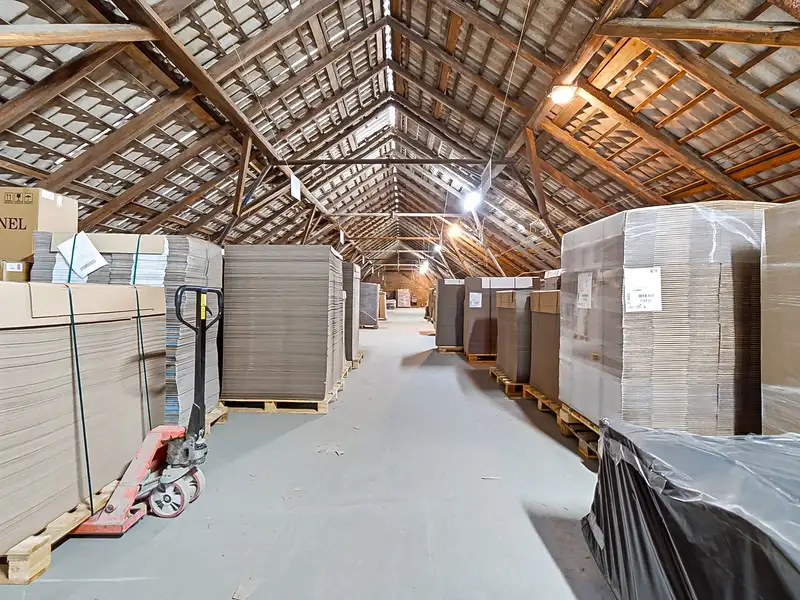 Prodej výrobní haly, prostoru 2200 m², Věžky – náhled fotky 3