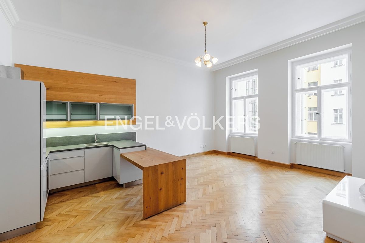 Pronájem bytu 2+kk 60 m²