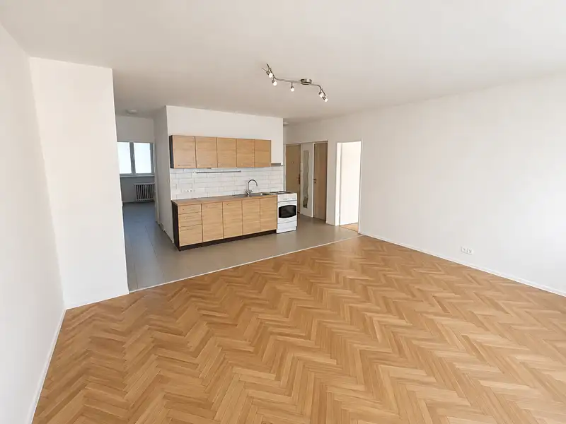 Prodej bytu 4+kk 67 m², Meziboří – náhled fotky 1
