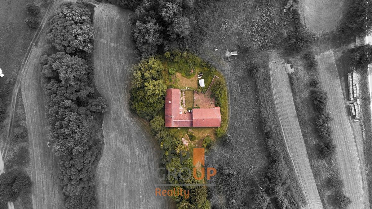 Prodej rodinného domu 128 m², pozemek 2438 m² – fotografie 5