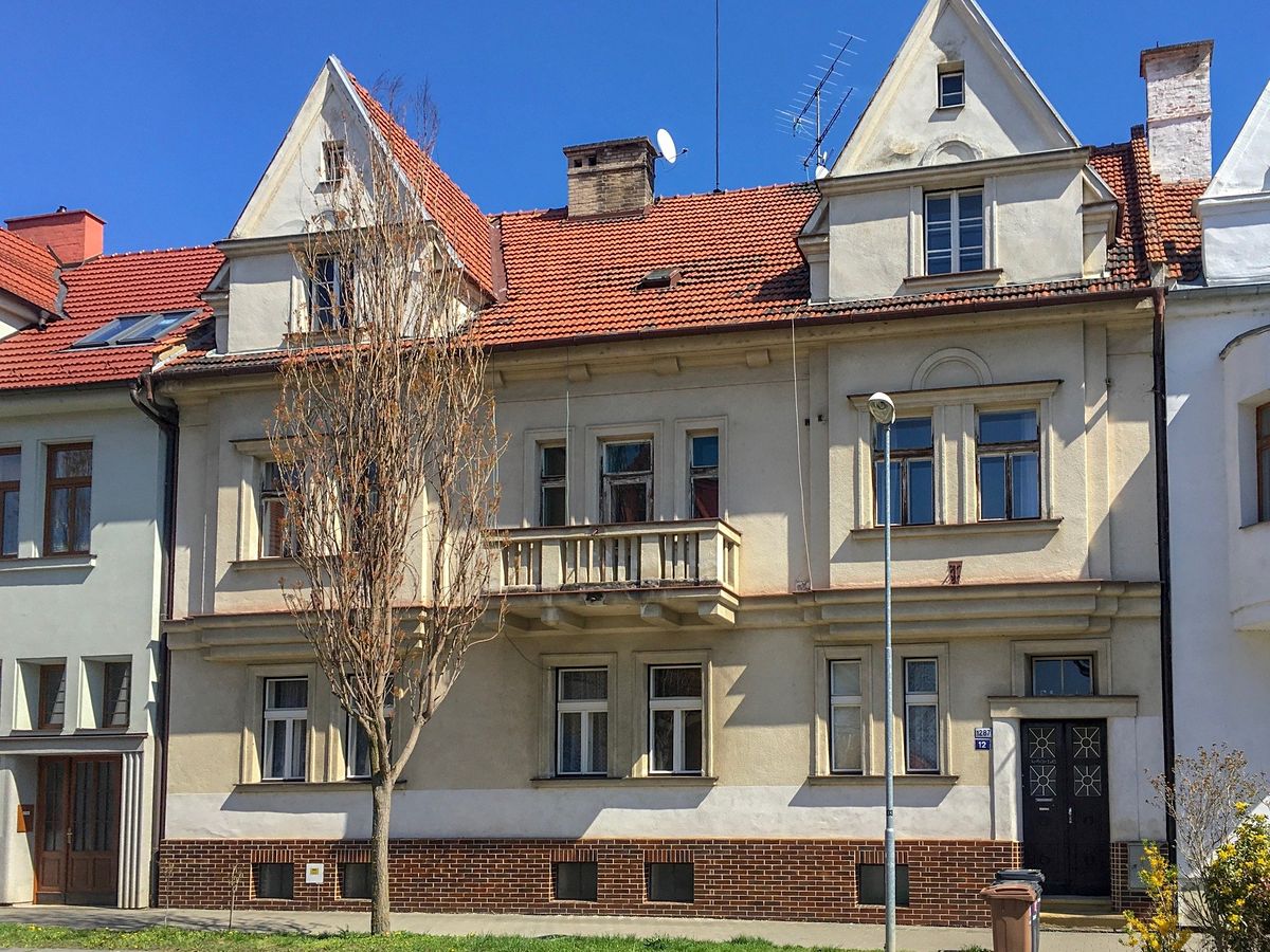 Prodej vily 1046 m², pozemek 3200 m² – fotografie 2