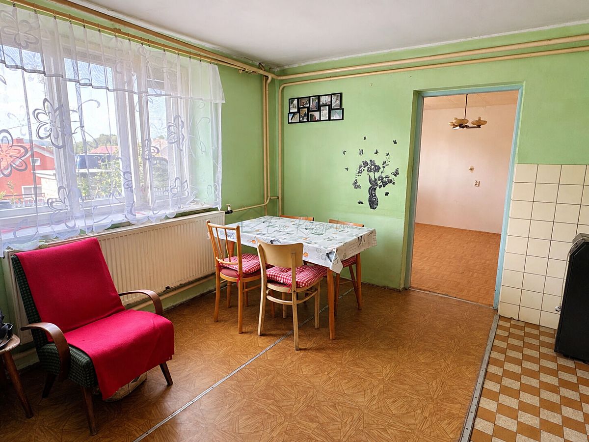 Prodej rodinného domu 147 m², pozemek 1112 m² – fotografie 4