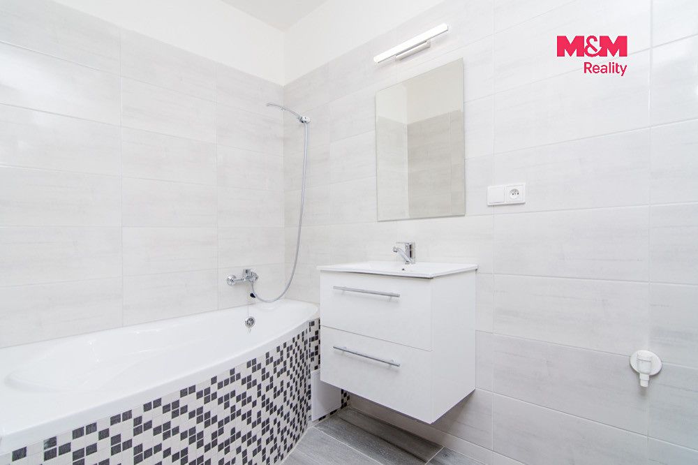 Pronájem bytu 2+1 58 m² – fotografie 2