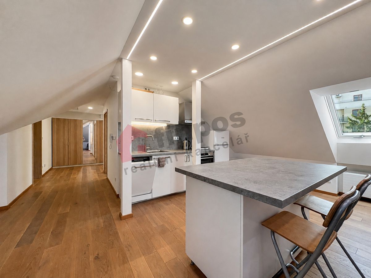 Pronájem bytu 2+kk 72 m²