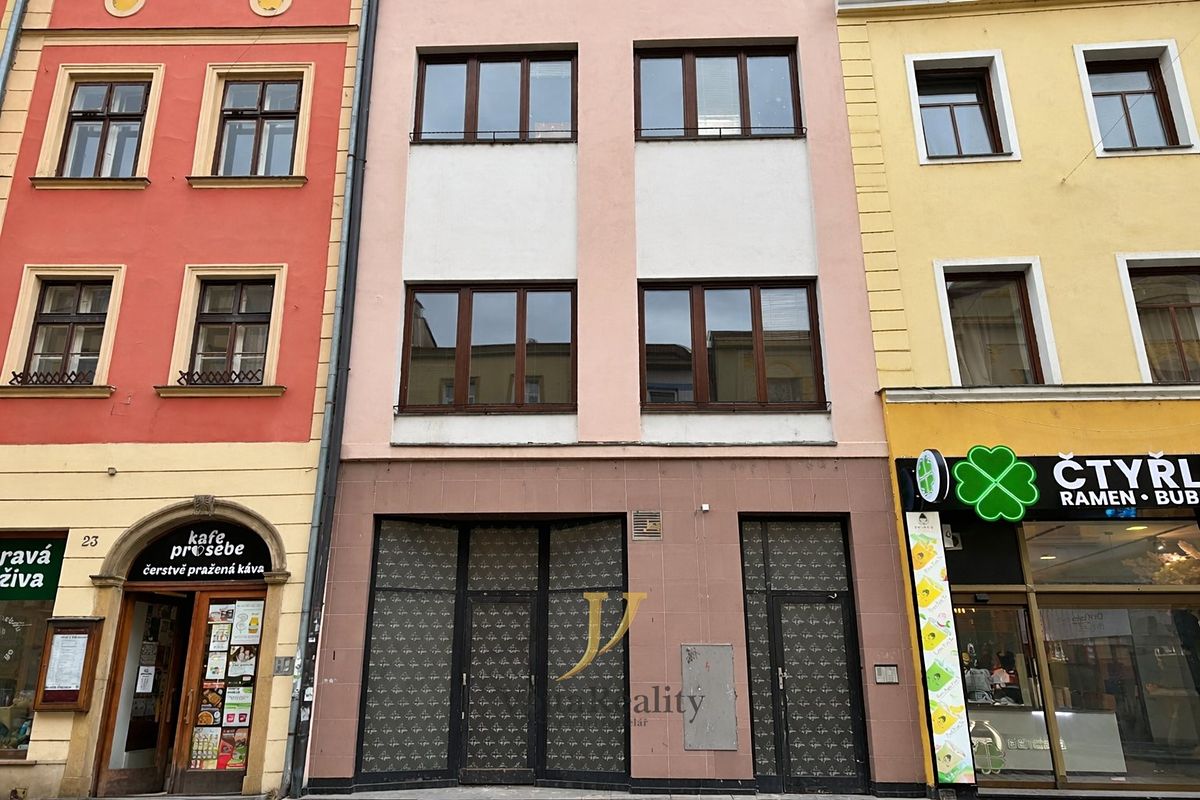 Pronájem obchodního prostoru 150 m²