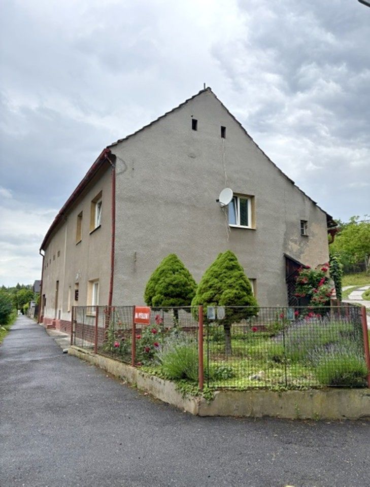 Prodej rodinného domu 75 m², pozemek 576 m² – fotografie 3