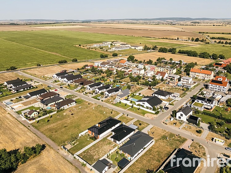Prodej pozemku, 726 m² (5 z 16)