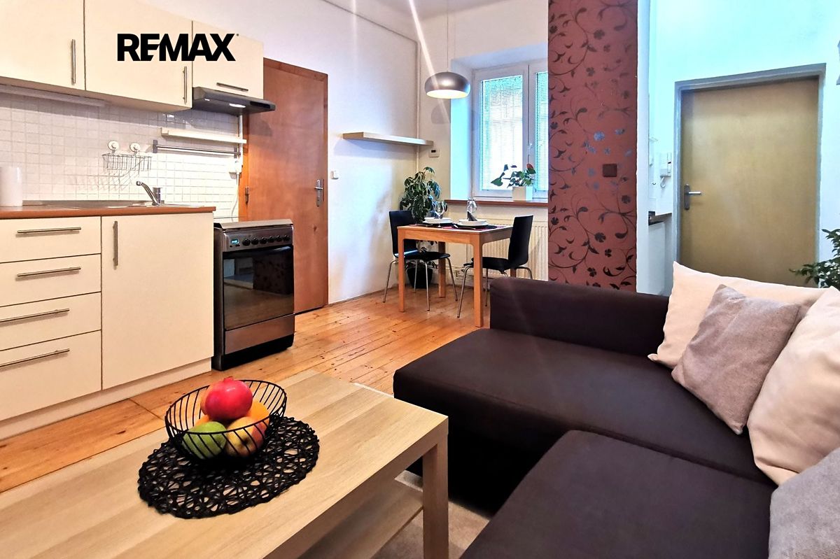 Pronájem bytu 2+kk 70 m²