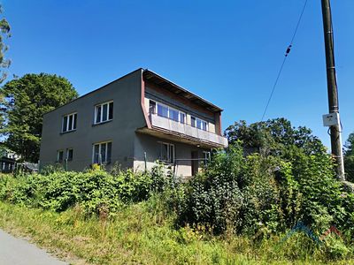 Prodej rodinného domu 199 m², pozemek 1846 m²