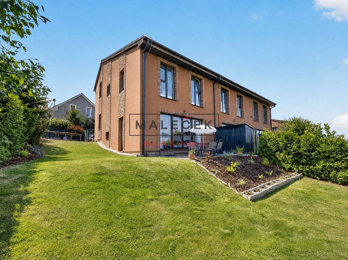Prodej rodinného domu 120 m², pozemek 373 m² – fotografie 3