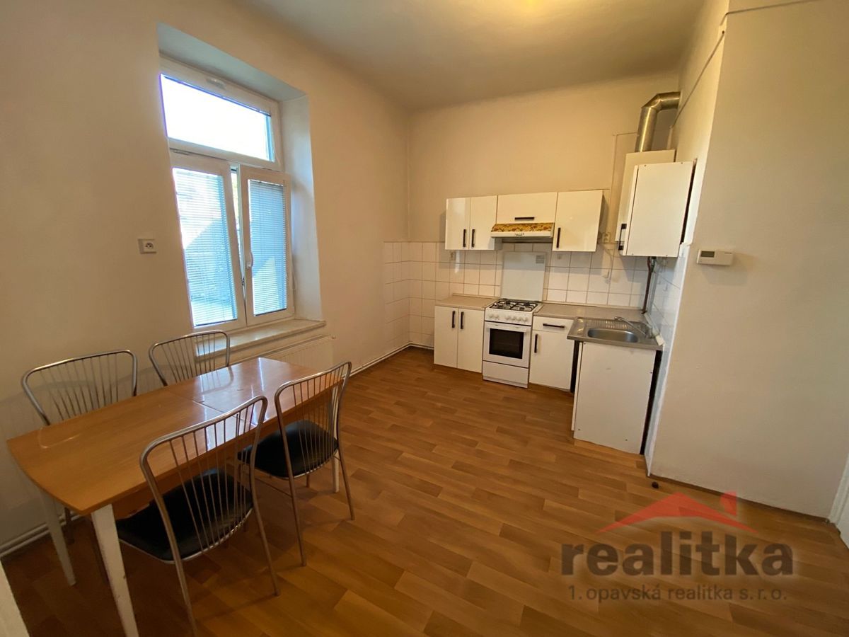 Pronájem bytu 2+1 67 m² – fotografie 4