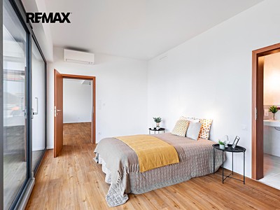 Prodej domu, 171 m² (3 z 19)
