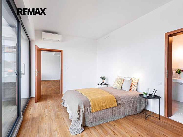 Prodej domu, 171 m² (3 z 19)