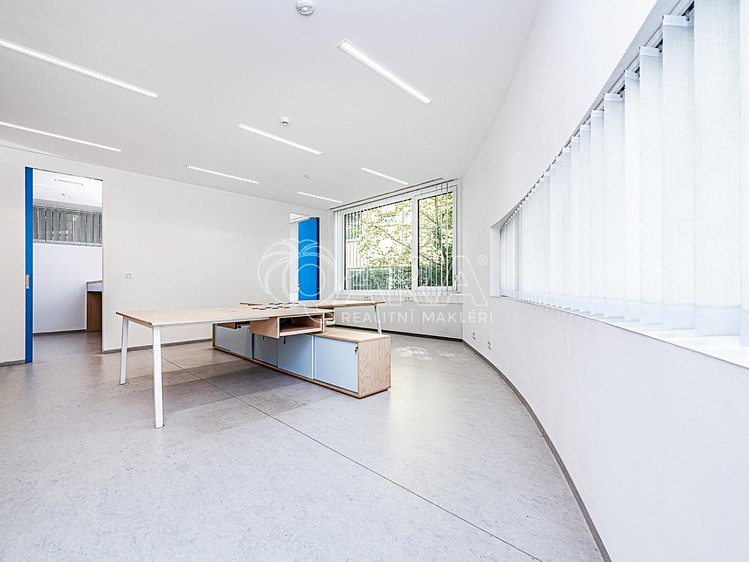 Gewerbefläche zur Miete, 240 m² (2 von 40)