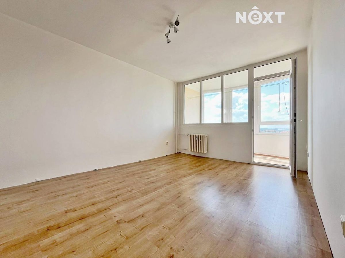 Pronájem bytu 2+1 59 m² – fotografie 4