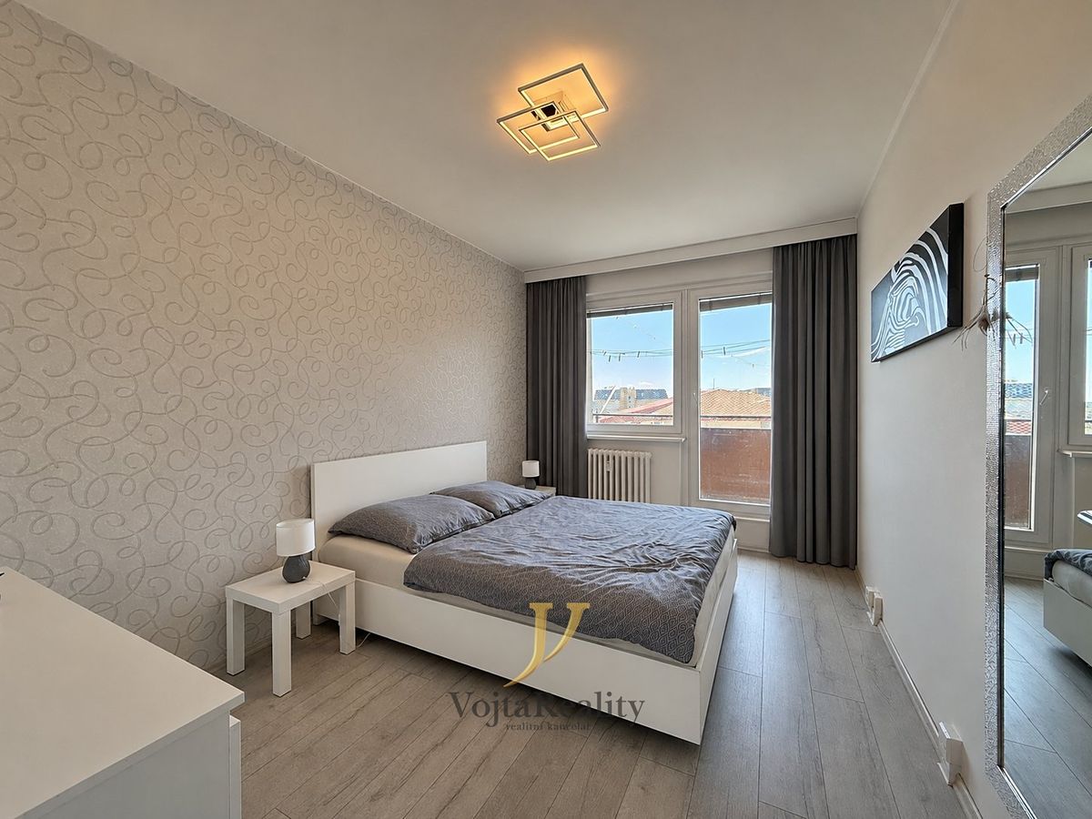 Pronájem bytu 3+1 70 m² – fotografie 4
