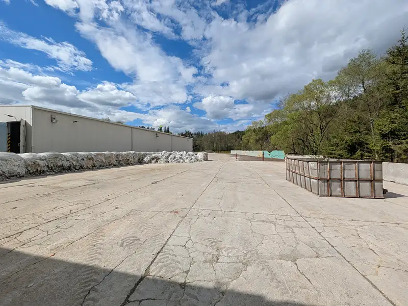 Pronájem skladového prostoru 15000 m², Červená Řečice – náhled fotky 1