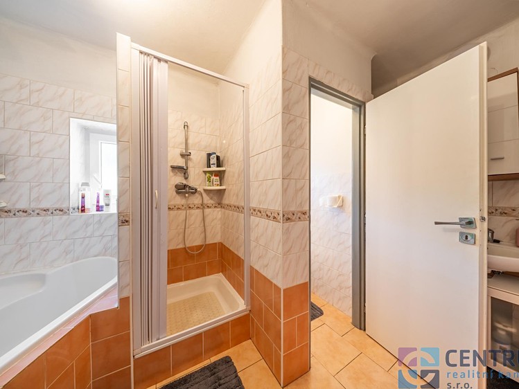 Будинок на продаж, 243 м² (11 з 26)