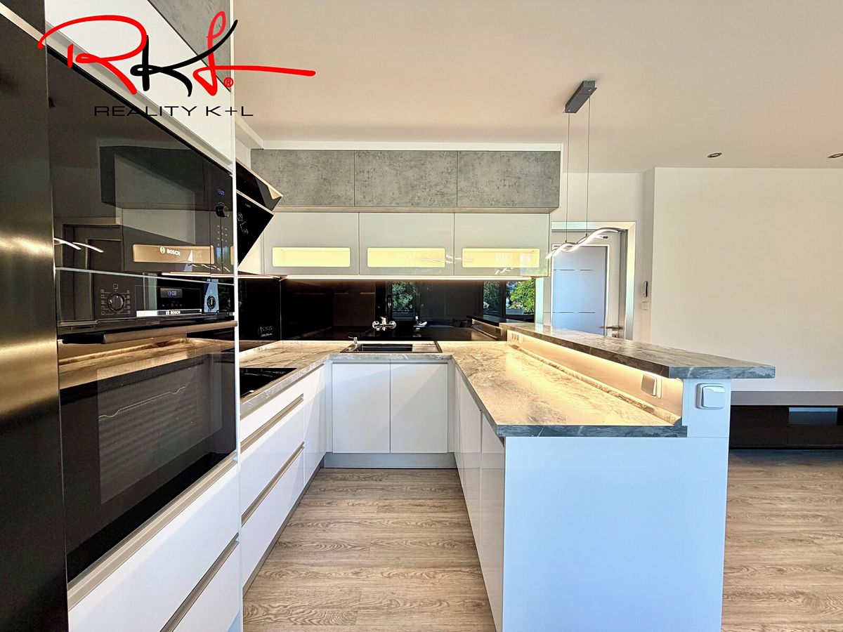 Prodej bytu 4+kk 100 m²