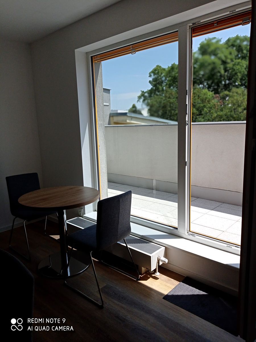 Pronájem bytu 2+kk 53 m² – fotografie 3