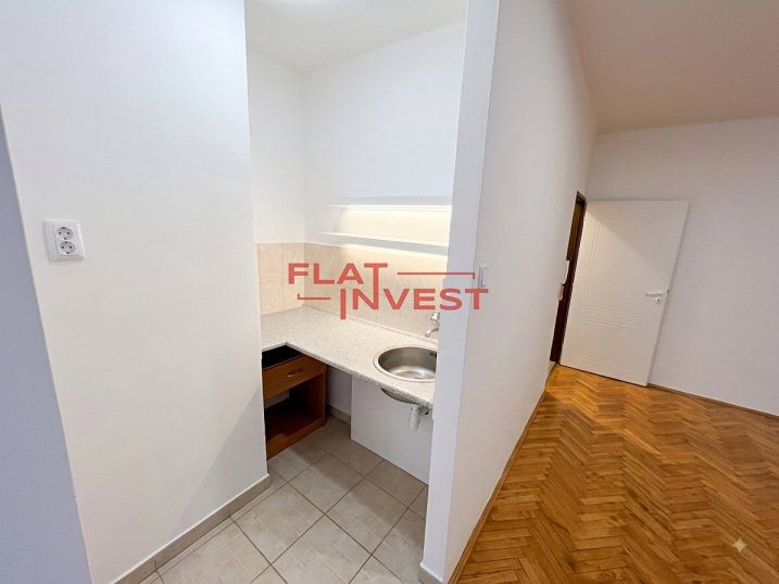 Prodej bytu 1+kk 25 m² – fotografie 3