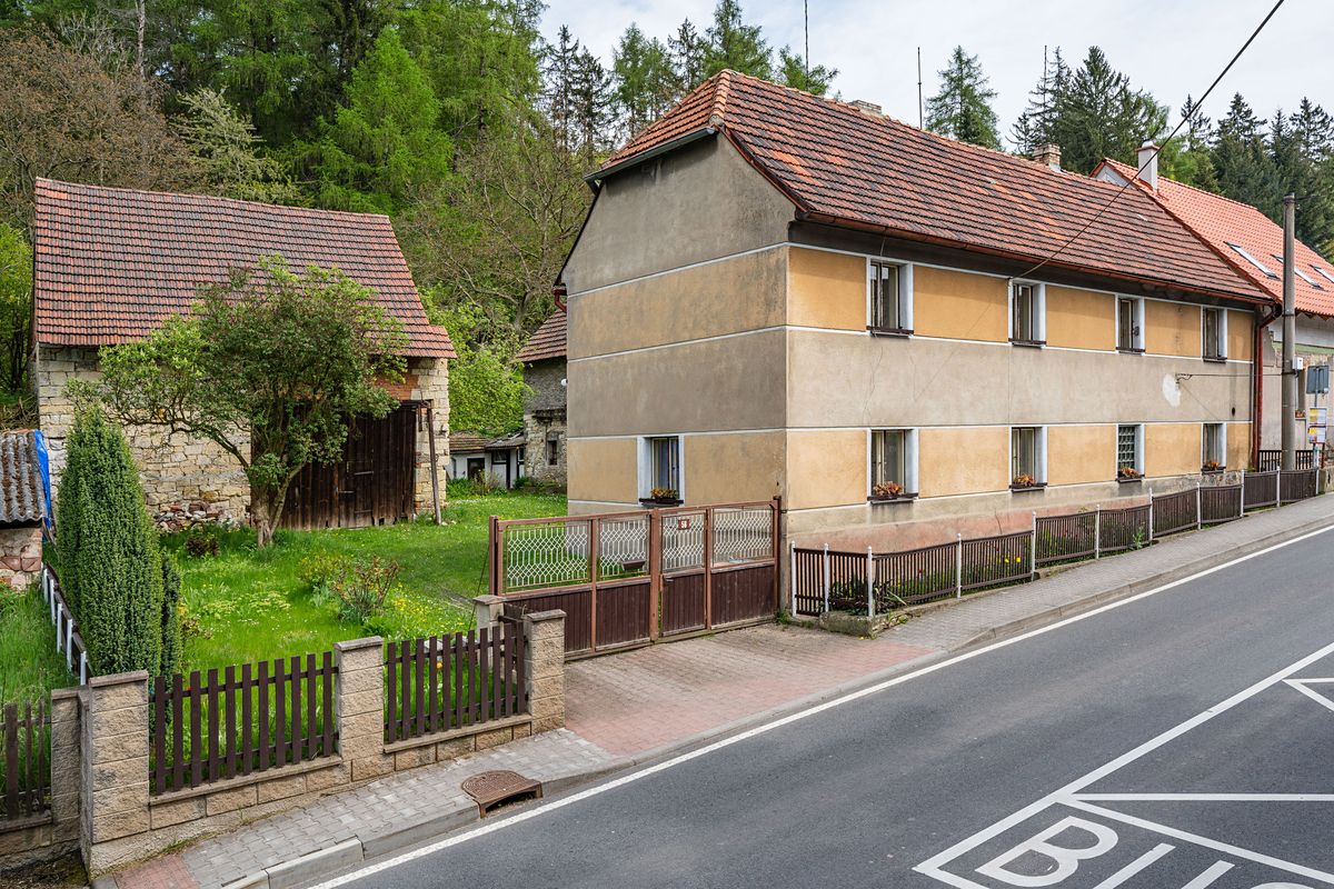 Prodej rodinného domu 147 m², pozemek 1169 m²