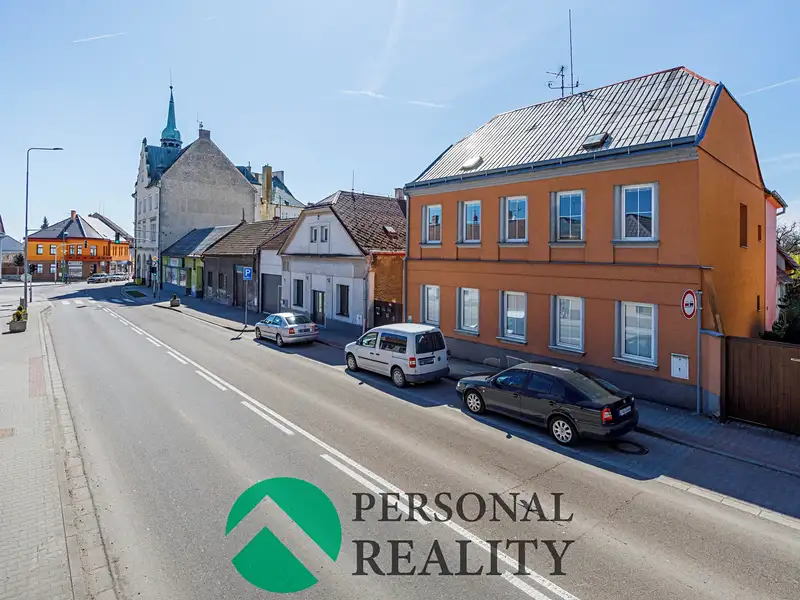 Prodej vícegeneračního domu 265 m², pozemek 904 m², Chlumec nad Cidlinou – náhled fotky 2