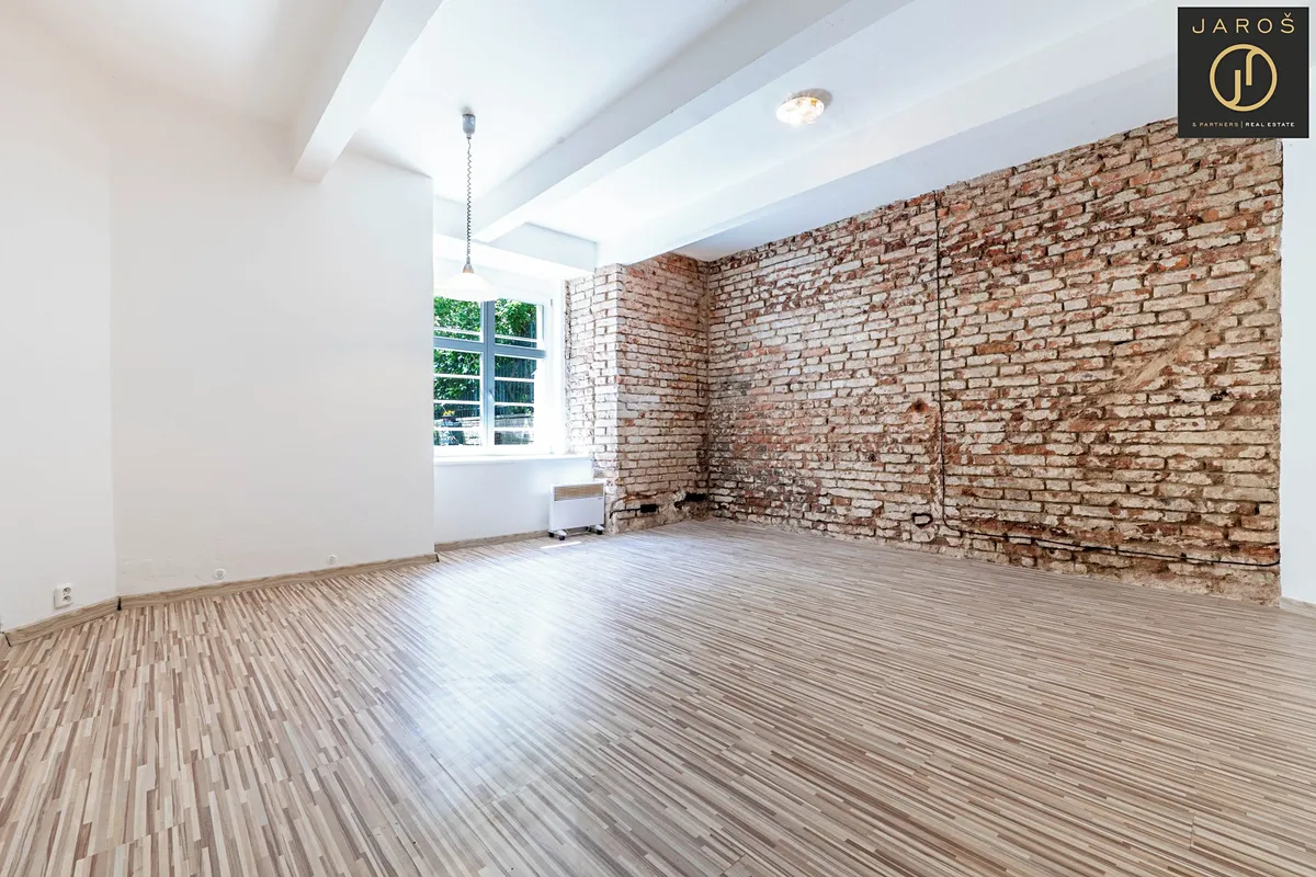 Prodej komerční nemovitosti 37 m²