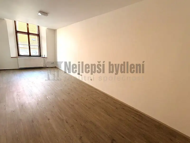 Prodej bytu 2+kk 85 m², Jemnice – náhled fotky 3