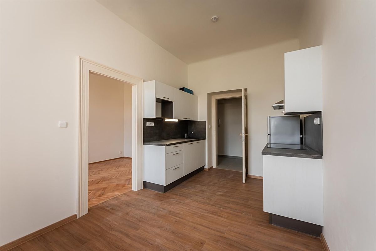 Pronájem bytu 2+kk 37 m²