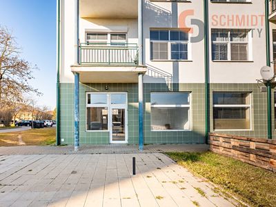 Pronájem obchodního prostoru 77 m²