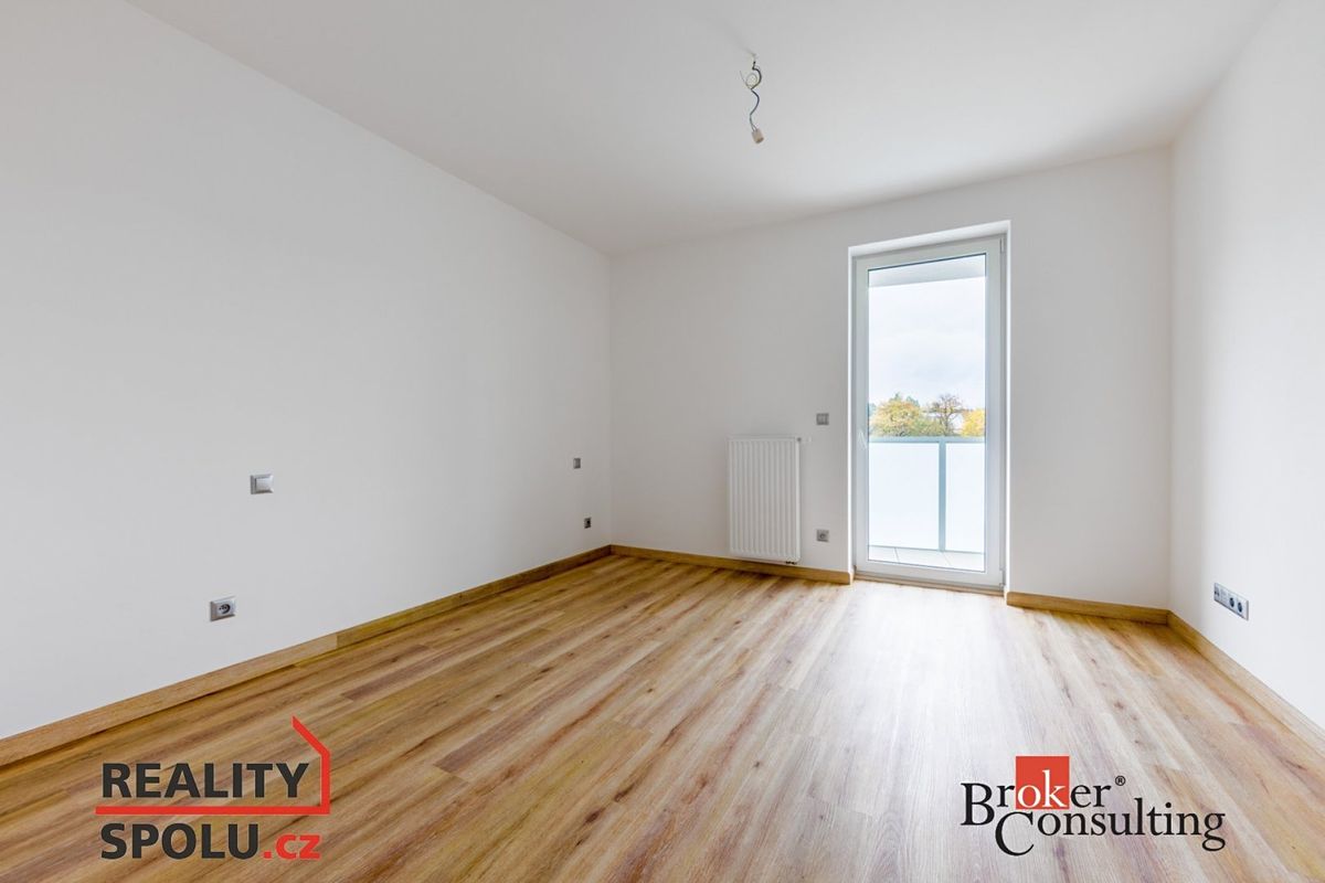 Pronájem bytu 2+kk 56 m² – fotografie 4