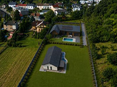 Prodej komerčního pozemku 2000 m²