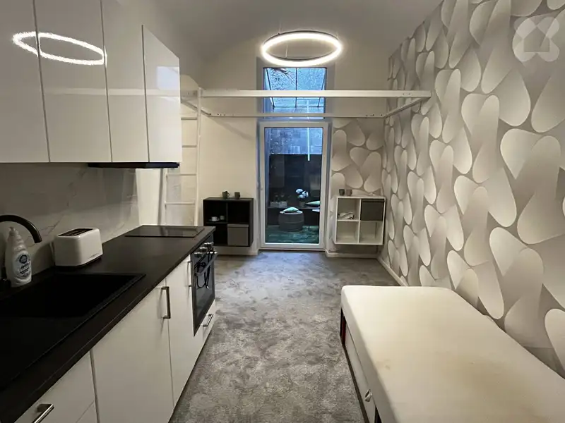 Prodej bytu 1+kk 26 m², Praha – náhled fotky 1