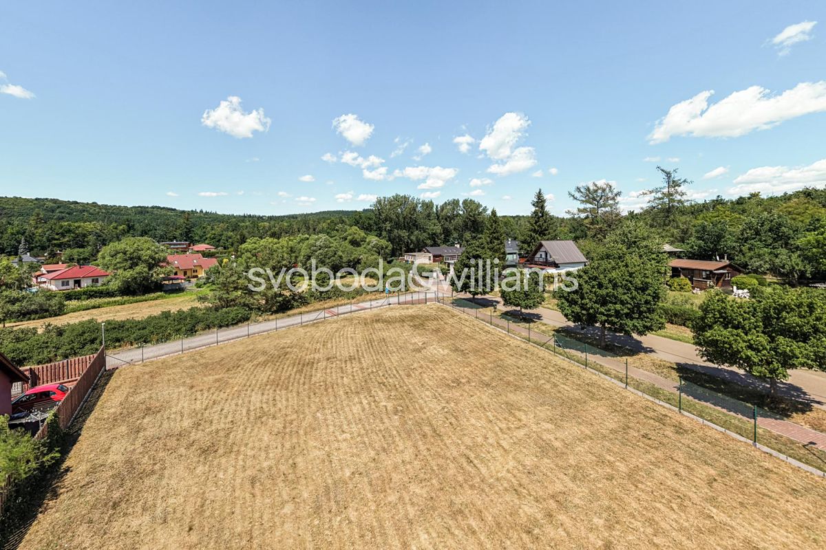 Prodej stavebního pozemku 1502 m² – fotografie 5