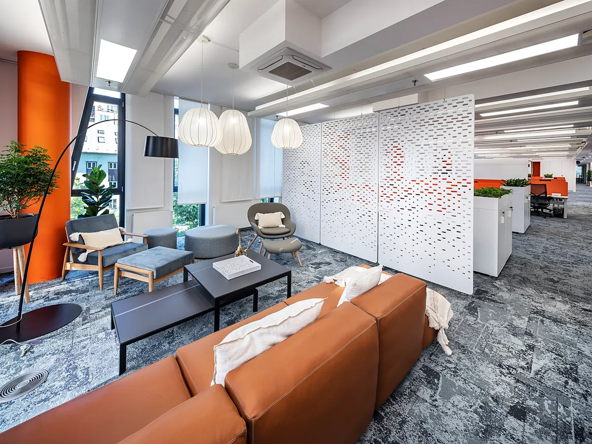Pronájem kanceláře 897 m²