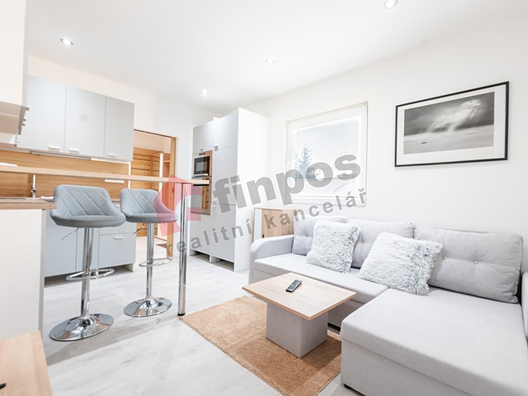 Prodej nemovitosti, 33 m² (2 z 11)