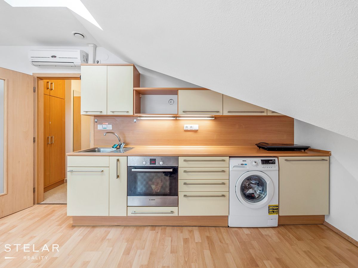 Pronájem bytu 1+kk 29 m²