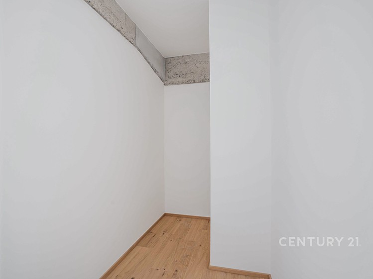 Prodej komerčního prostoru, 176 m² (19 z 29)