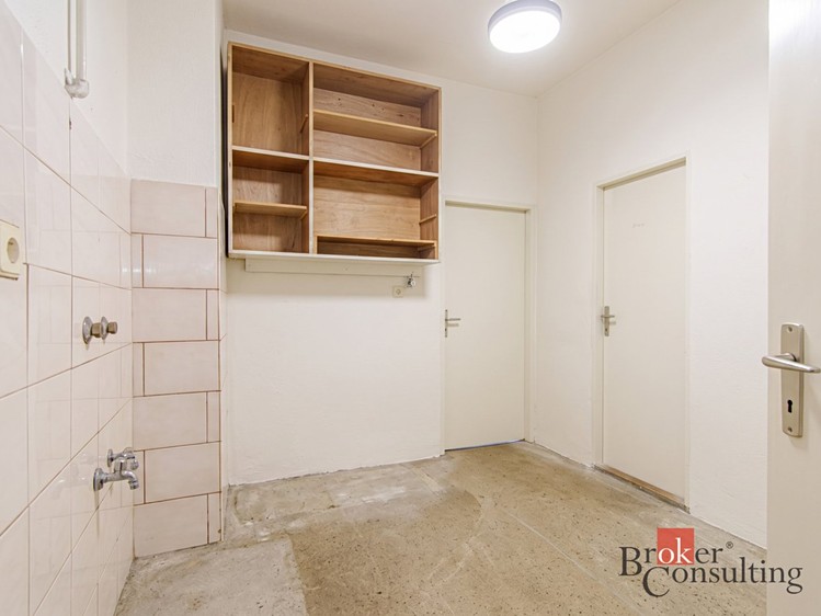 Prodej komerčního prostoru, 320 m² (14 z 21)