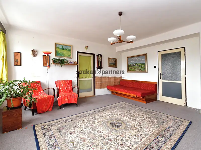 Prodej bytu 3+1 94 m², Praha – náhled fotky 2