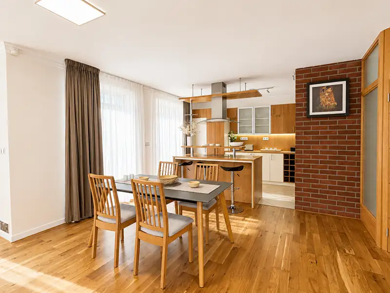 Pronájem rodinného domu 352 m², pozemek 233 m², Praha – náhled fotky 3