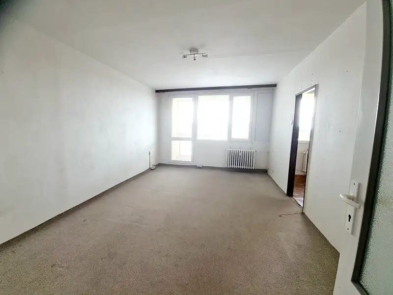 Pronájem bytu 3+1 78 m², Praha – náhled fotky 1