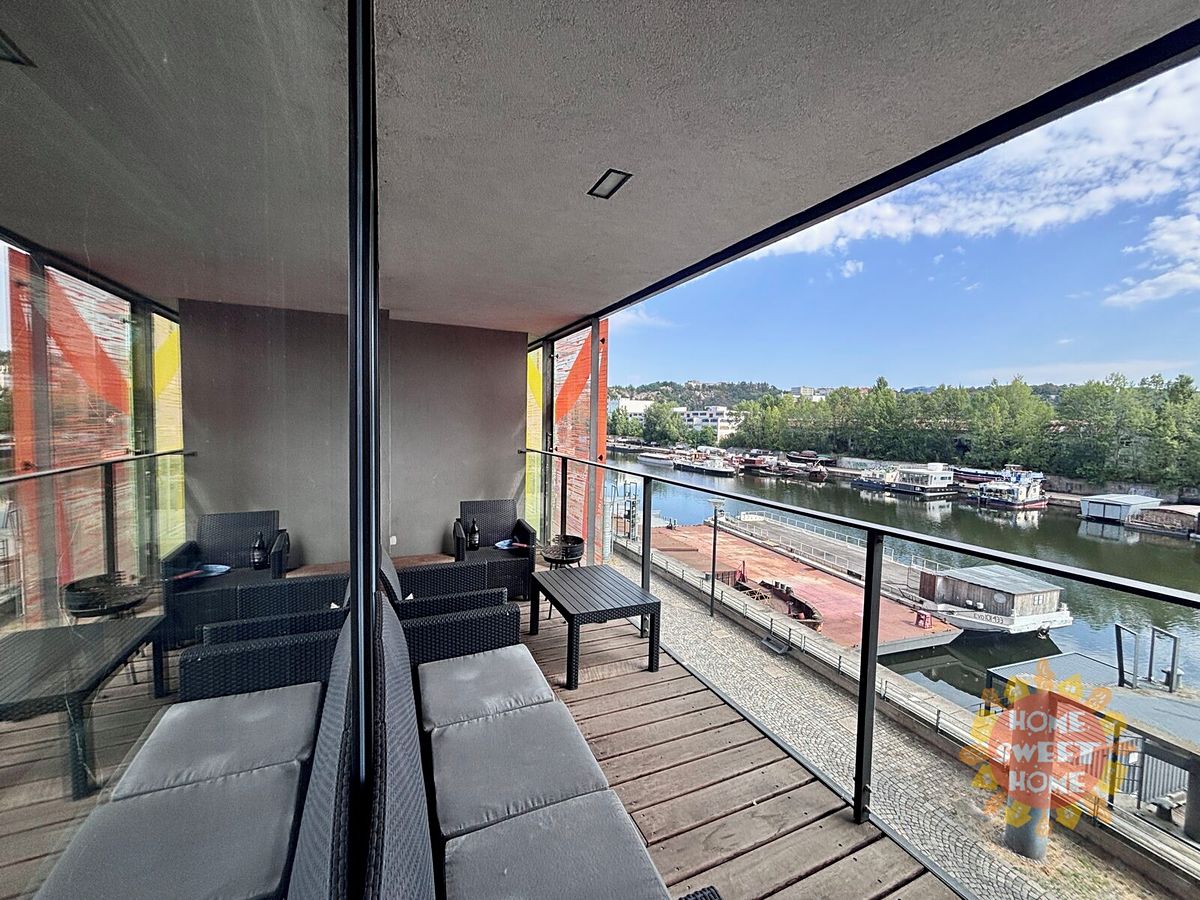 Pronájem bytu 2+kk 70 m²