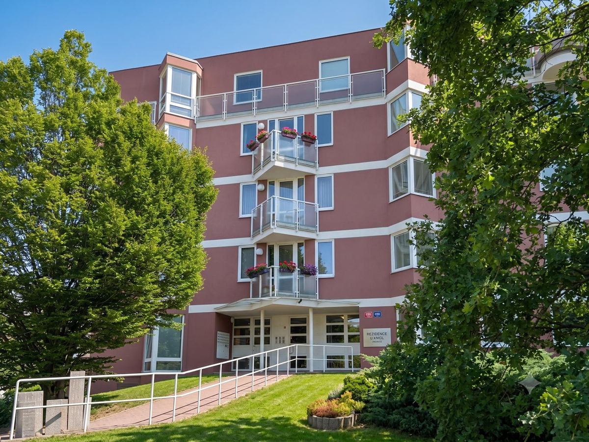 Pronájem bytu 1+kk 37 m²