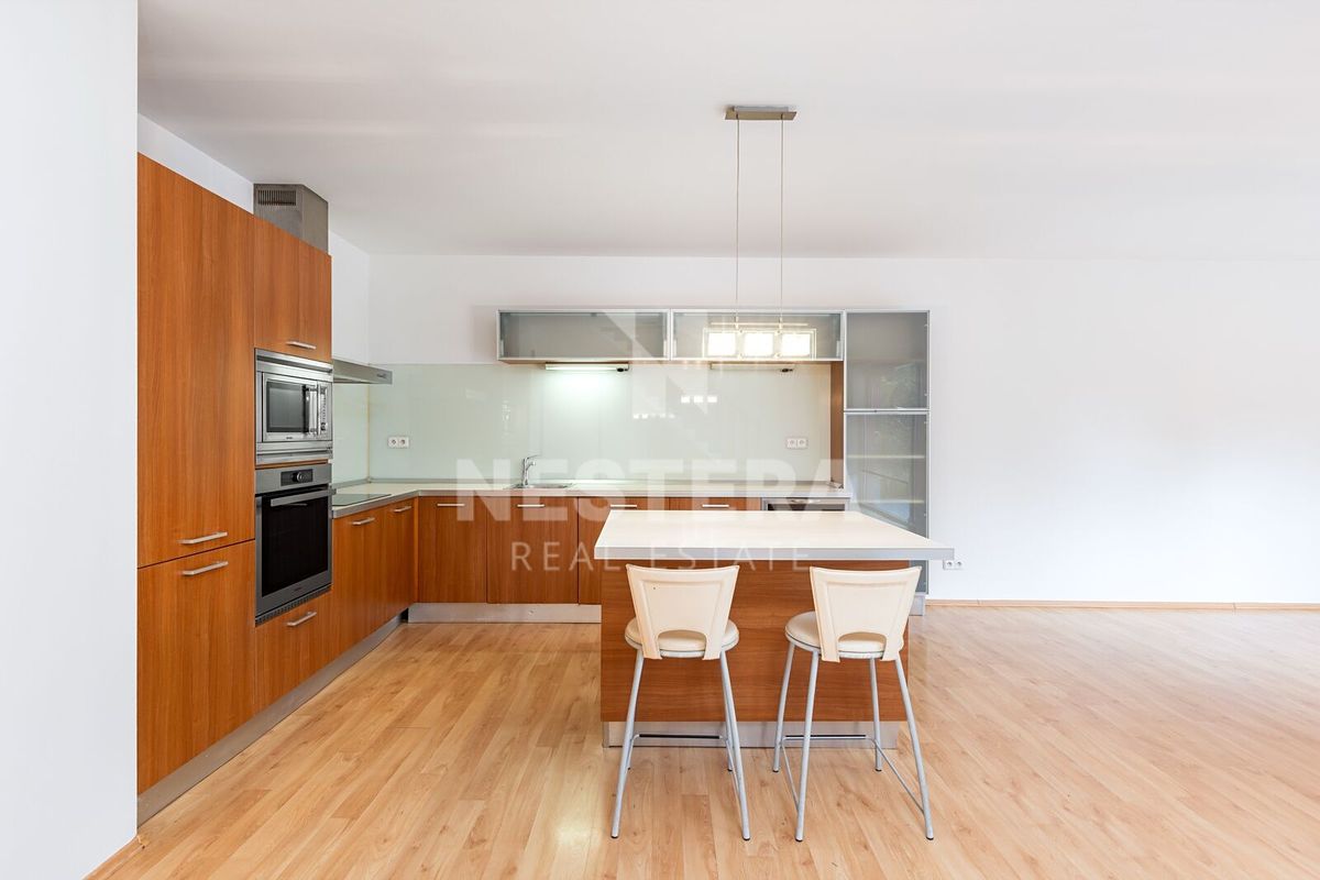 Prodej bytu 5+kk 198 m² – fotografie 3