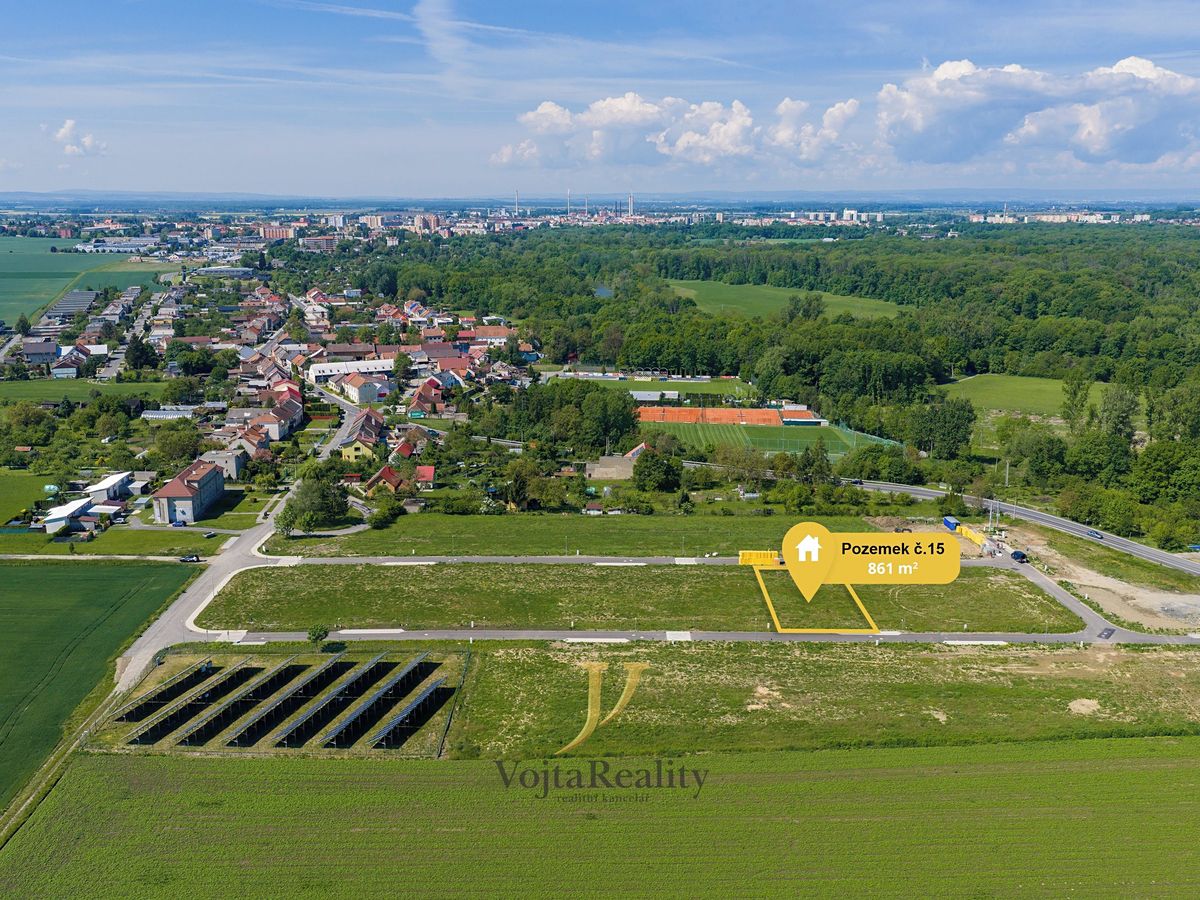 Prodej stavebního pozemku 861 m² – fotografie 2