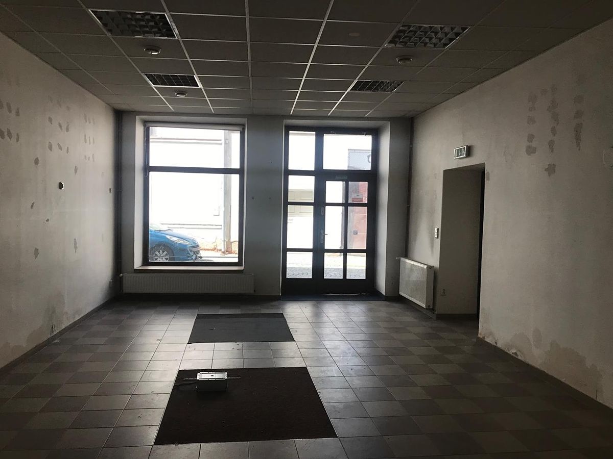Pronájem obchodního prostoru 175 m² – fotografie 3