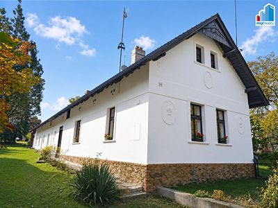 Prodej rodinného domu 240 m², pozemek 3320 m²