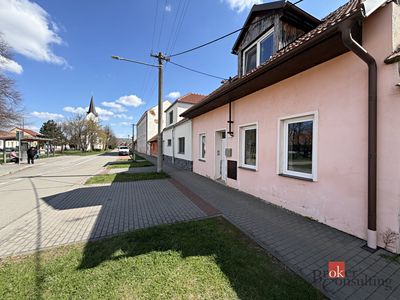 Prodej rodinného domu 260 m², pozemek 220 m²